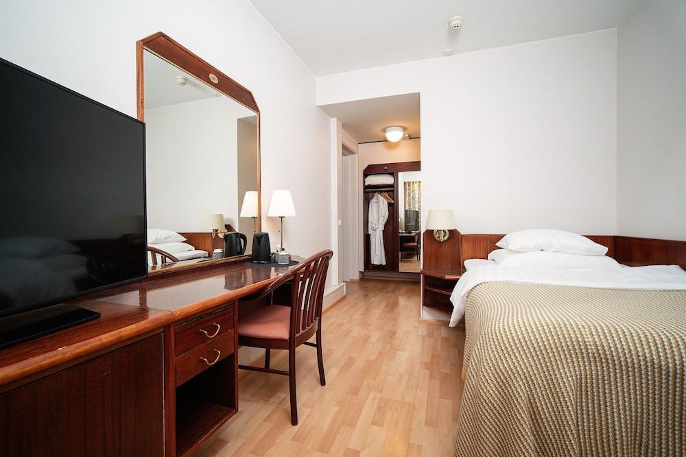 Hotel Sparre Порвоо Экстерьер фото