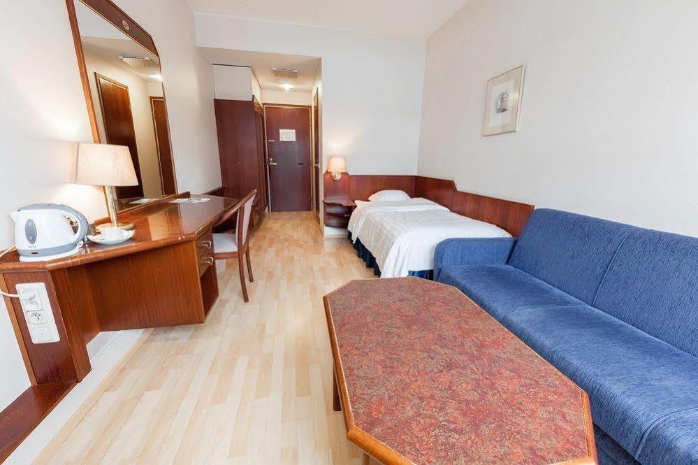 Hotel Sparre Порвоо Экстерьер фото